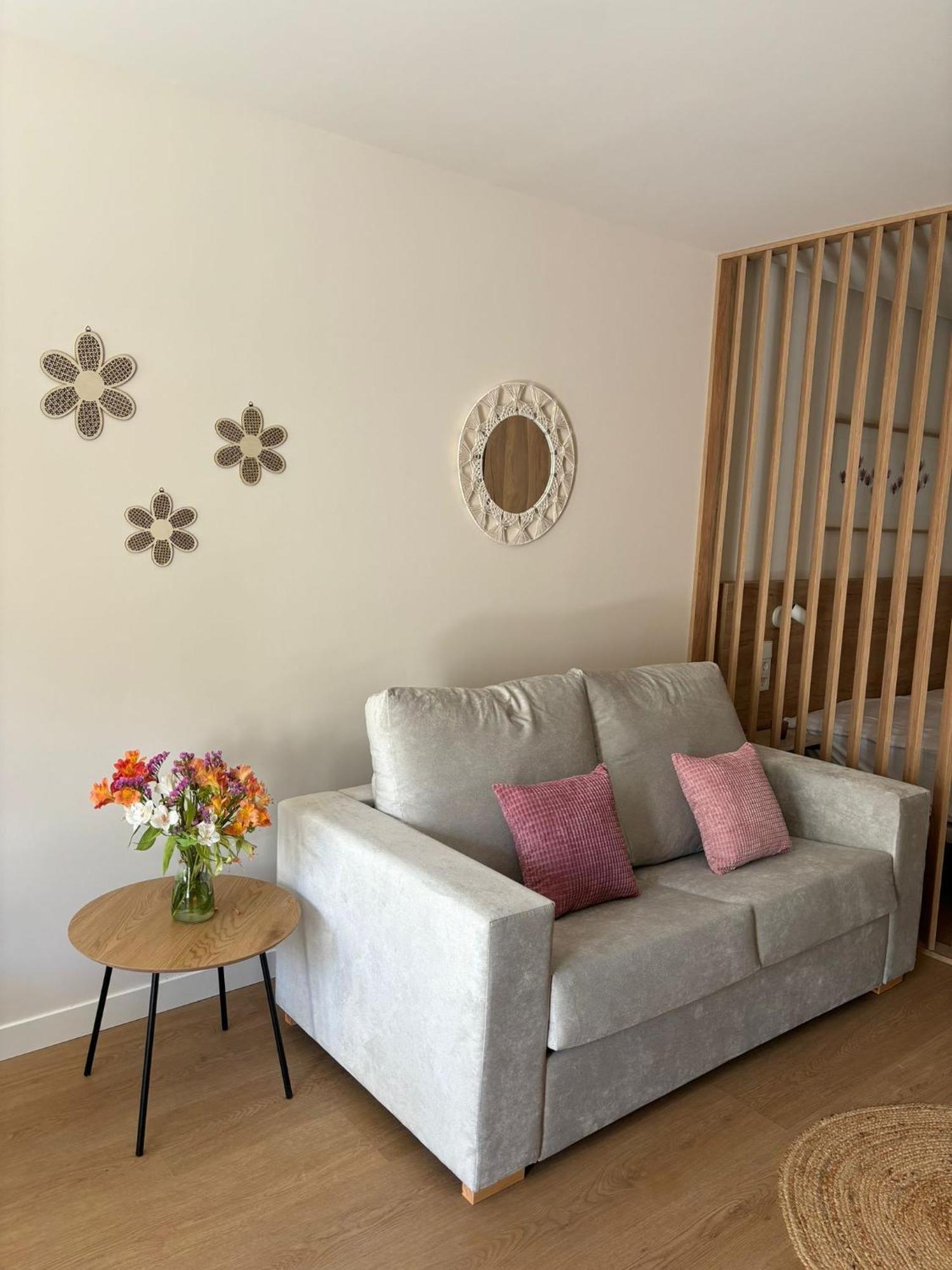 Apartamentos Joaquin Costa Сантандер Экстерьер фото